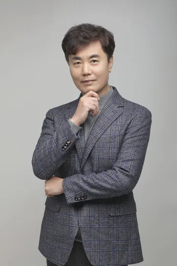 손흥종 상담실장 프로필 사진